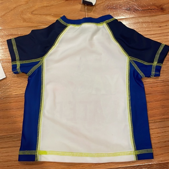 Freestyle Revolution | baby rash guard | size: 12 months - Picture 4 of 4